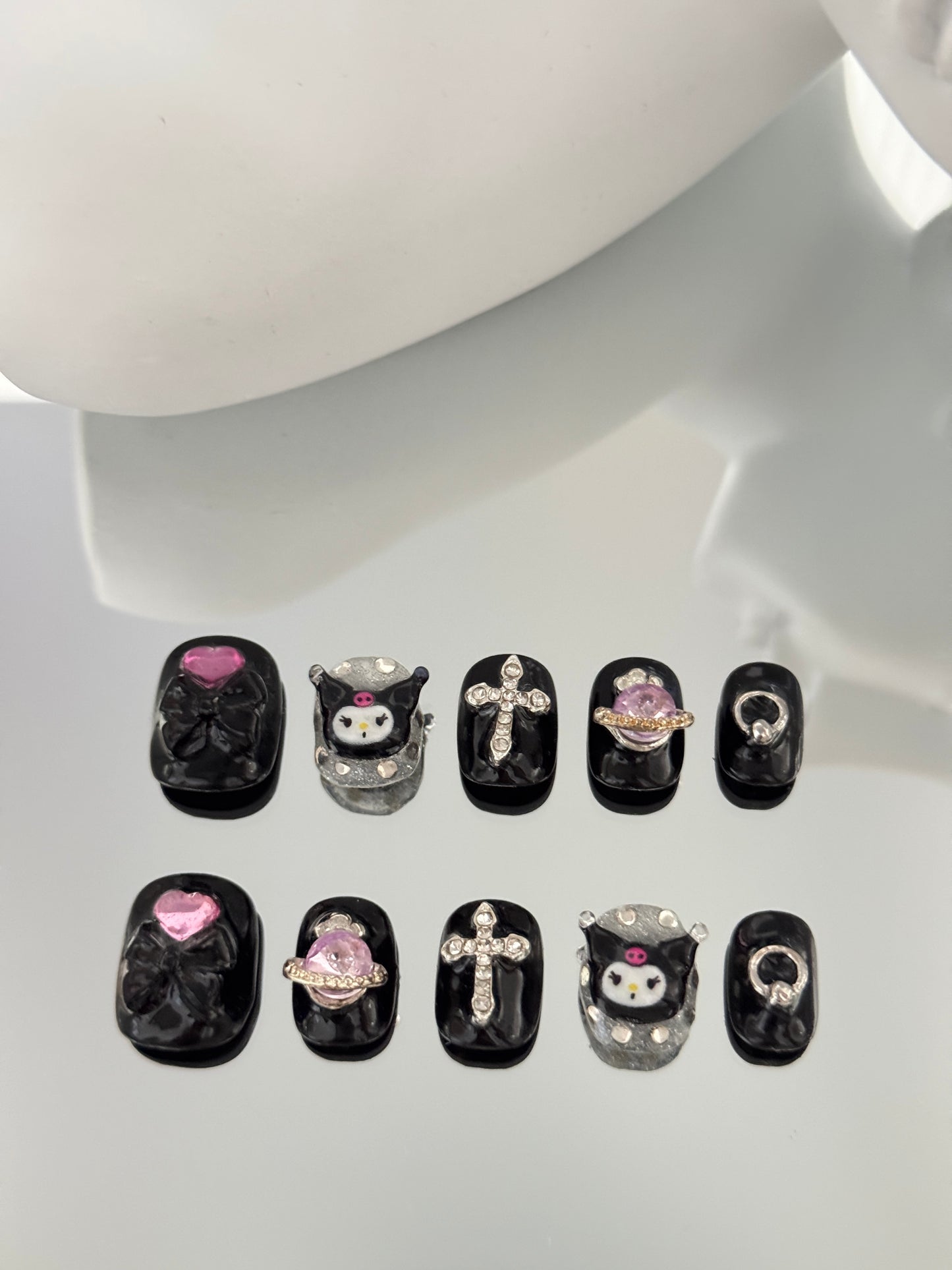 Short Kuromi square oval 3d jelly nails black