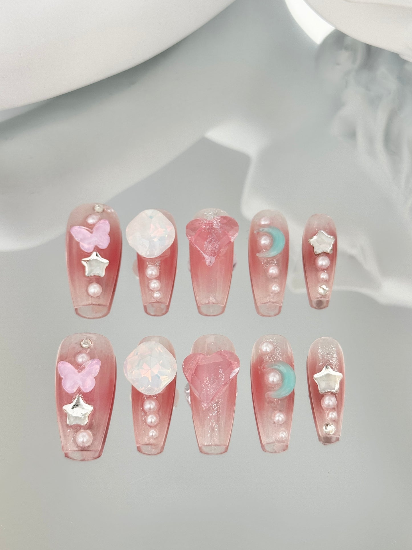 Long coffin jelly nails pink