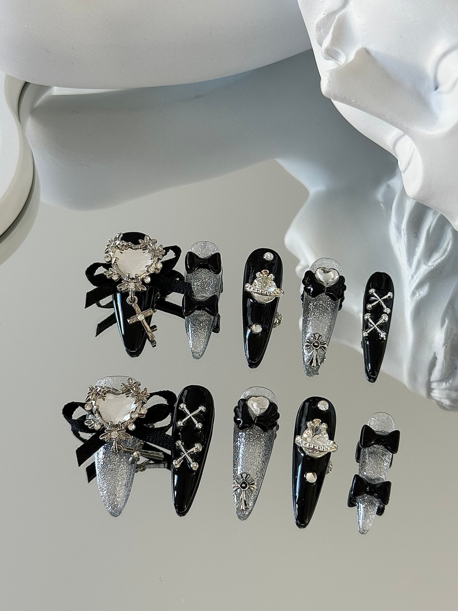 🖤Black&White🤍nails