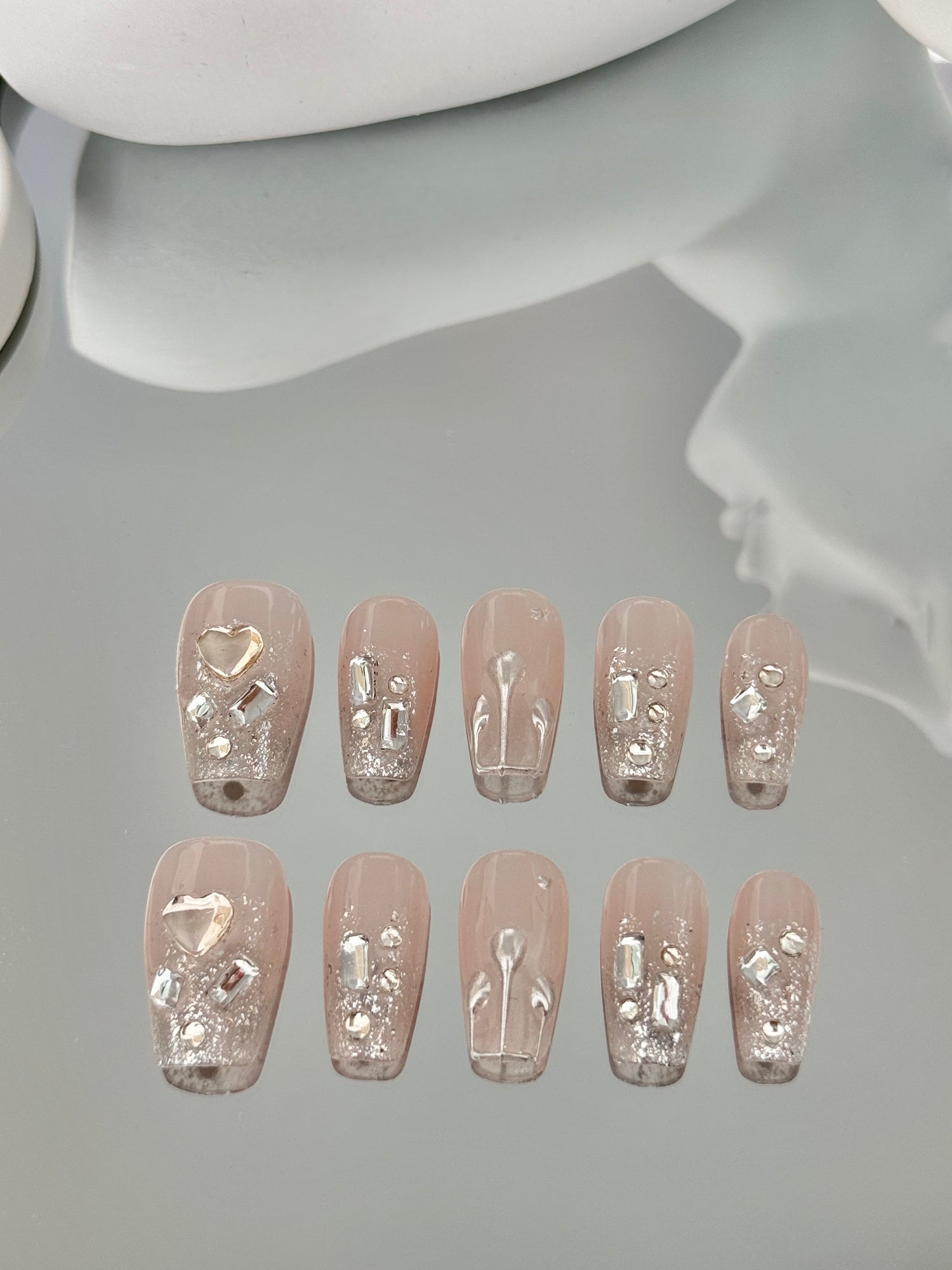 🪩Metallic nails💿